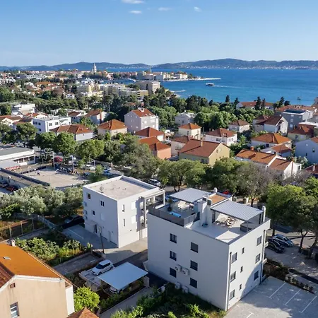 Marelux Rooftop Apartman