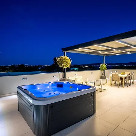 Marelux Rooftop Apartmán